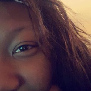 Meet your Posher, Deondra